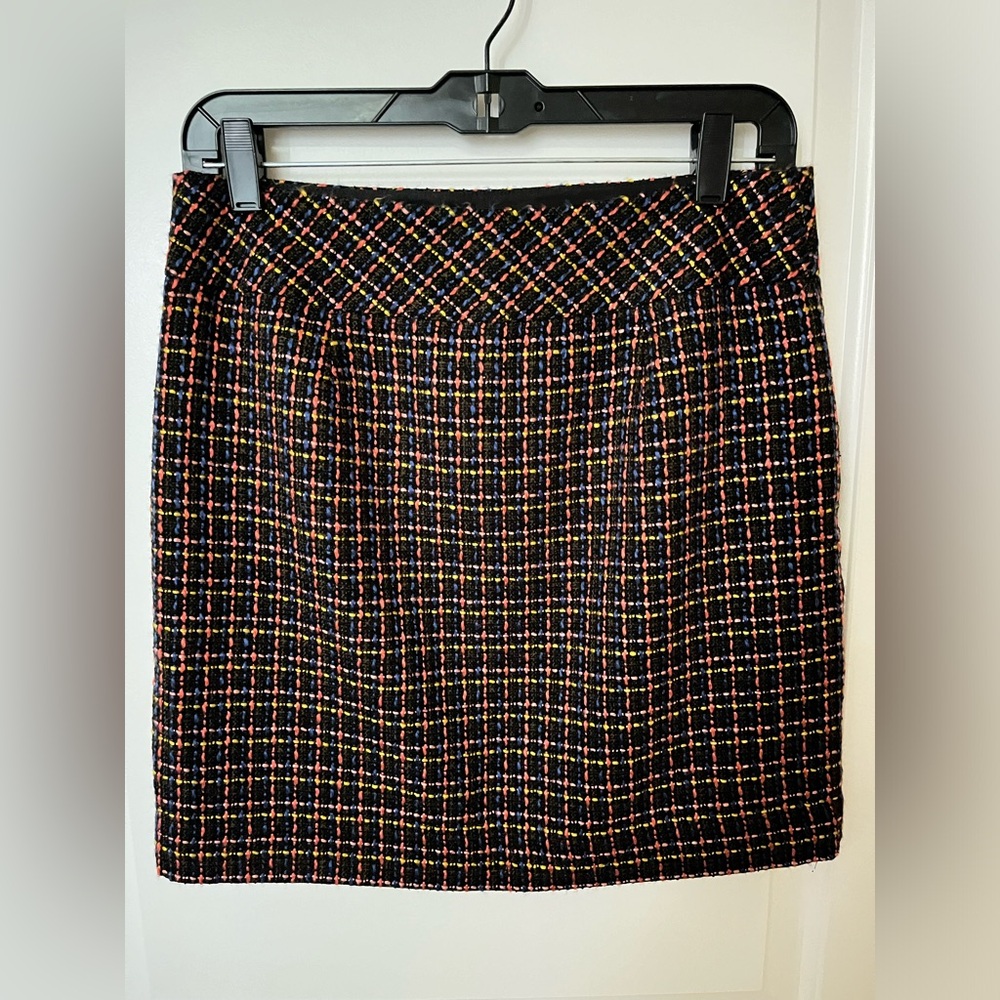 Perfect work skirt. Excellent condition. Never worn